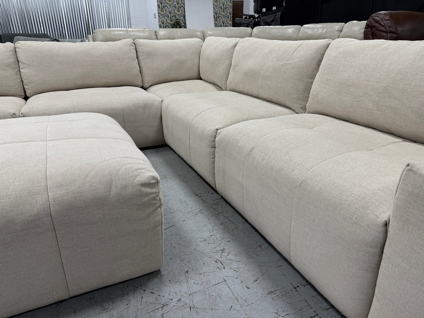 Big Sectional w/ Ottoman