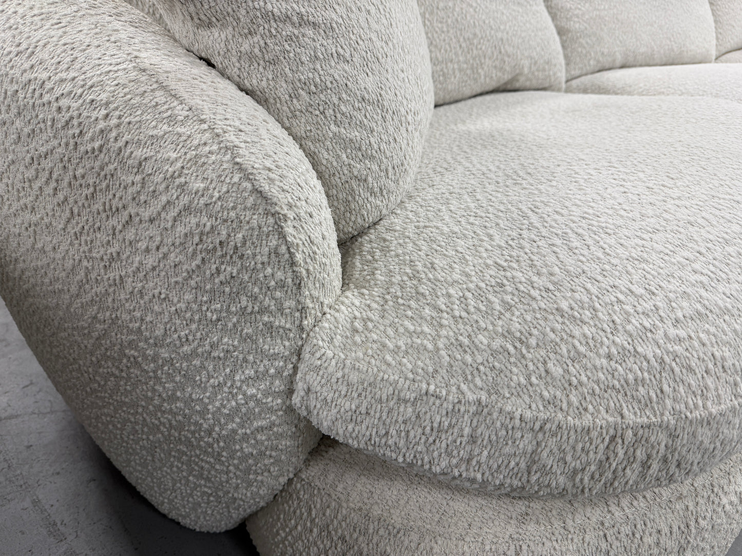 White Cloud Style Sectional