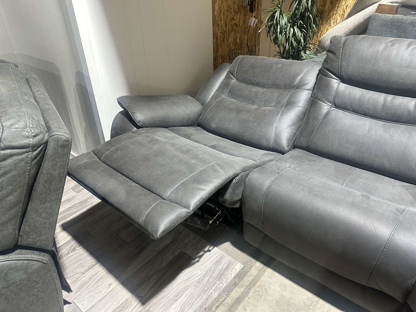 Reclining Sectional Couch