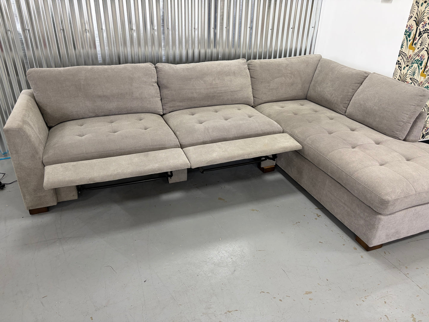 Power Footrest Sectional