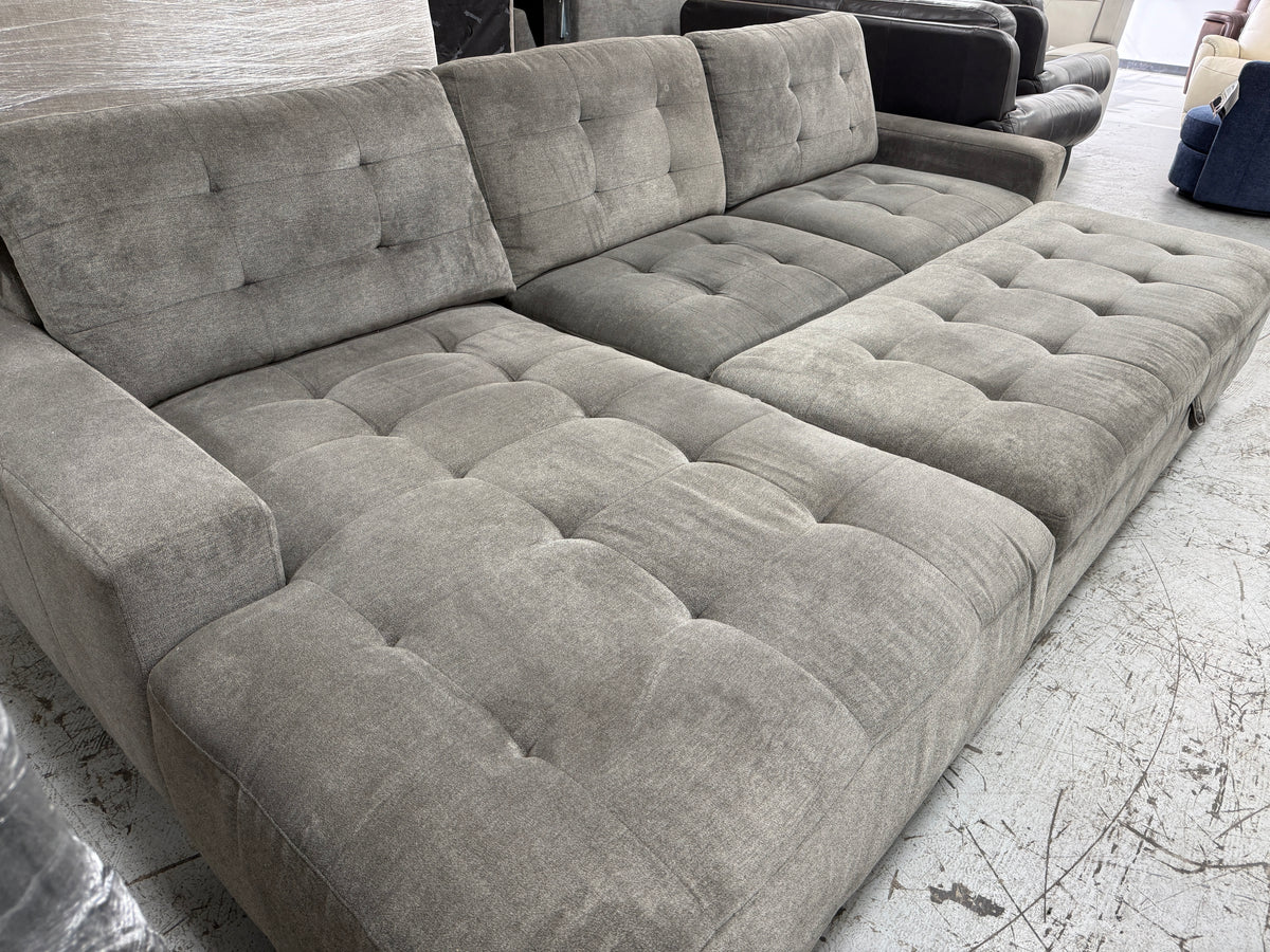 Sectional w/ Storage Ottoman