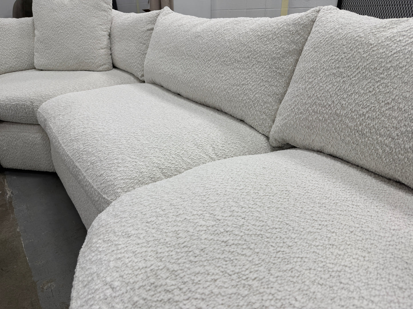 White Cloud Style Sectional
