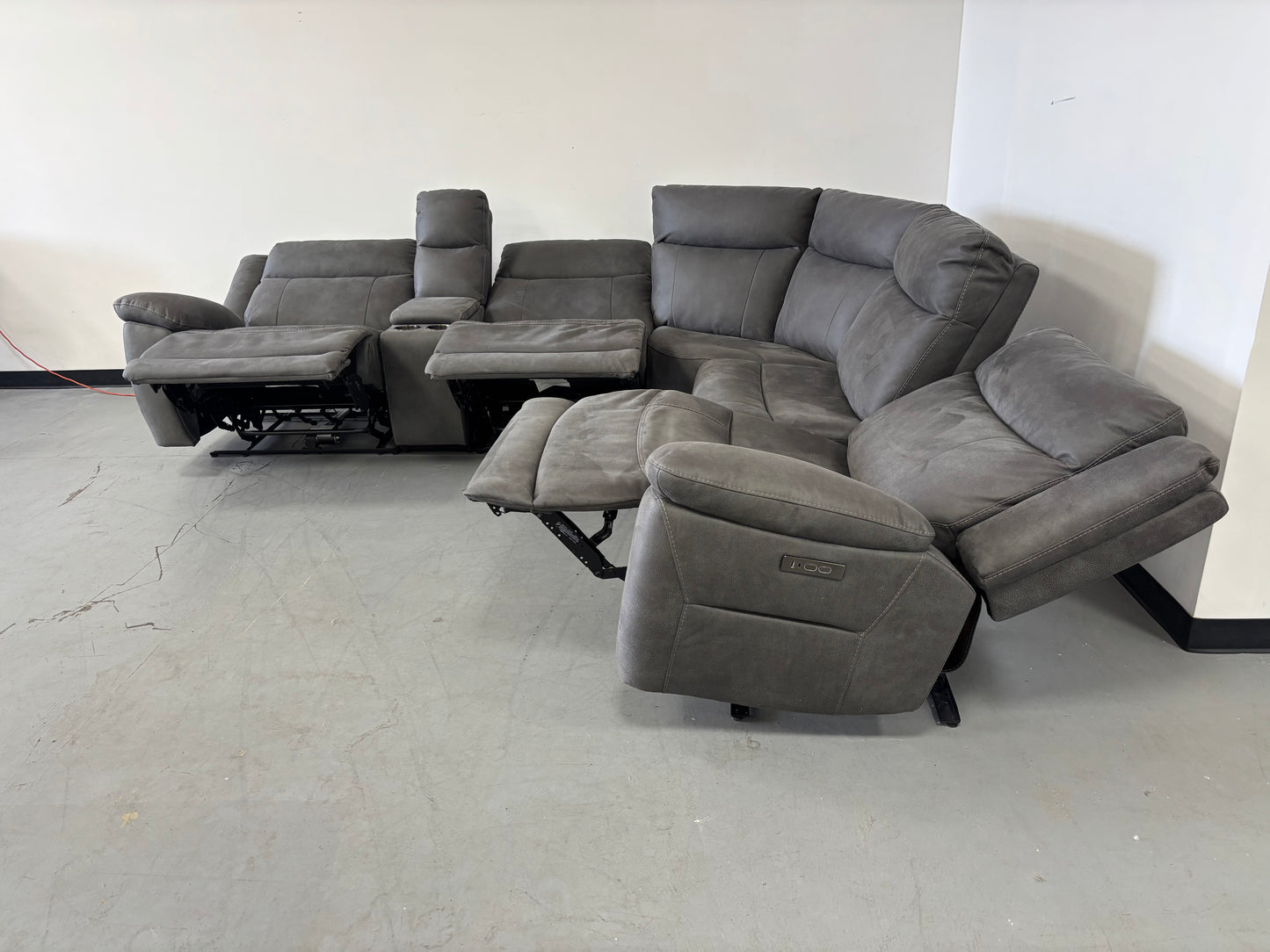 Power Reclining Sectional